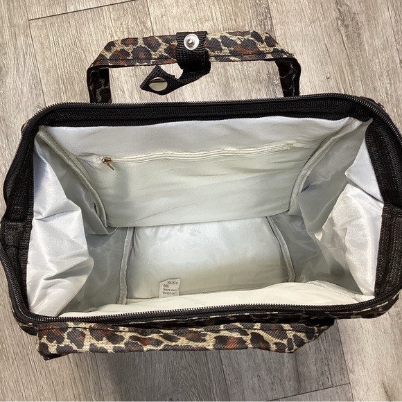 Leopard Backpack - Picture 3 of 4